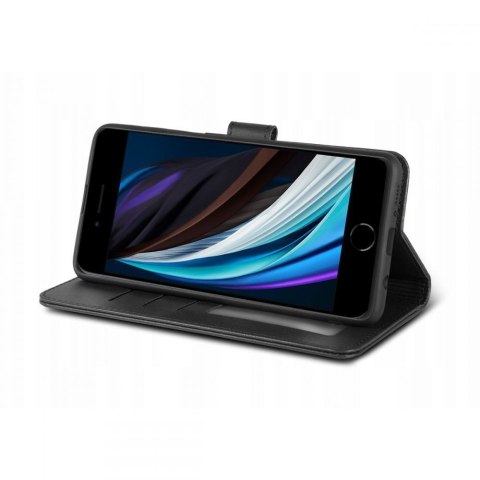 Tech-Protect portfelowe Wallet MagSafe iPhone 15 Czarny