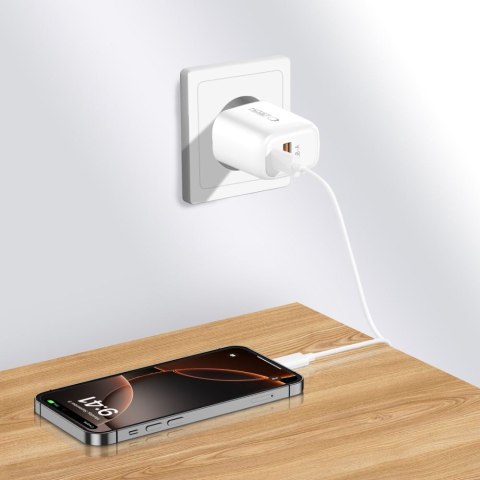 Tech-Protect NCA20 2-portowa ładowarka sieciowa PD 20W / QC3.0 + kabel Type-C biały