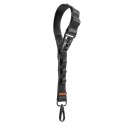 Uniwersalna smycz do telefonu Spigen DA30M Lanyard Strap Crossbody czarna