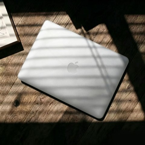 Tech-Protect SoftShell MacBook Pro 16 M1-M5 / M5 Pro / M5 Pro Max 2021-2026 Przezroczysty