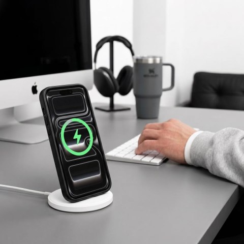 Etui Tech-Protect MagMat MagSafe CC iPhone 17 Pro / 18 Pro Czarne / Przezroczyste