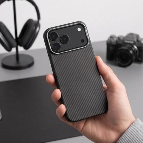 Etui Tech-Protect Ion Carbon MagSafe iPhone 17 PRO / 18 PRO - czarno-srebrne