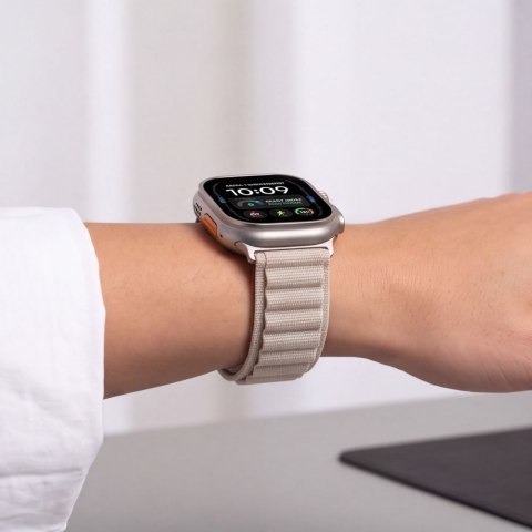 Pasek Tech-protect Nylon PRO Apple WATCH 8 / 9 / 10 / 11 / 12 / SE / ULTRA (44 / 45 / 46 / 49 MM) Starlight