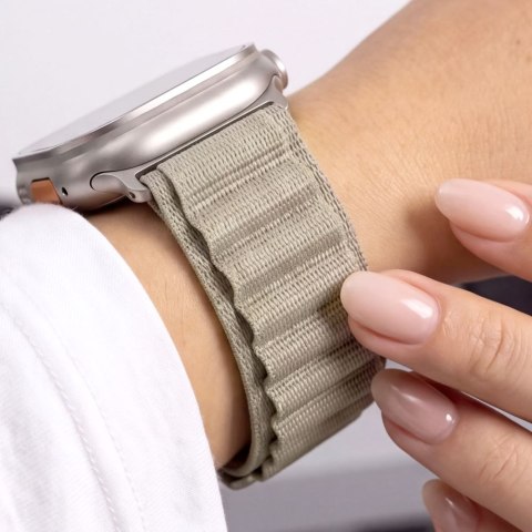 Pasek Tech-protect Nylon PRO Apple WATCH 8 / 9 / 10 / 11 / 12 / SE / ULTRA (44 / 45 / 46 / 49 MM) Titanium/olive